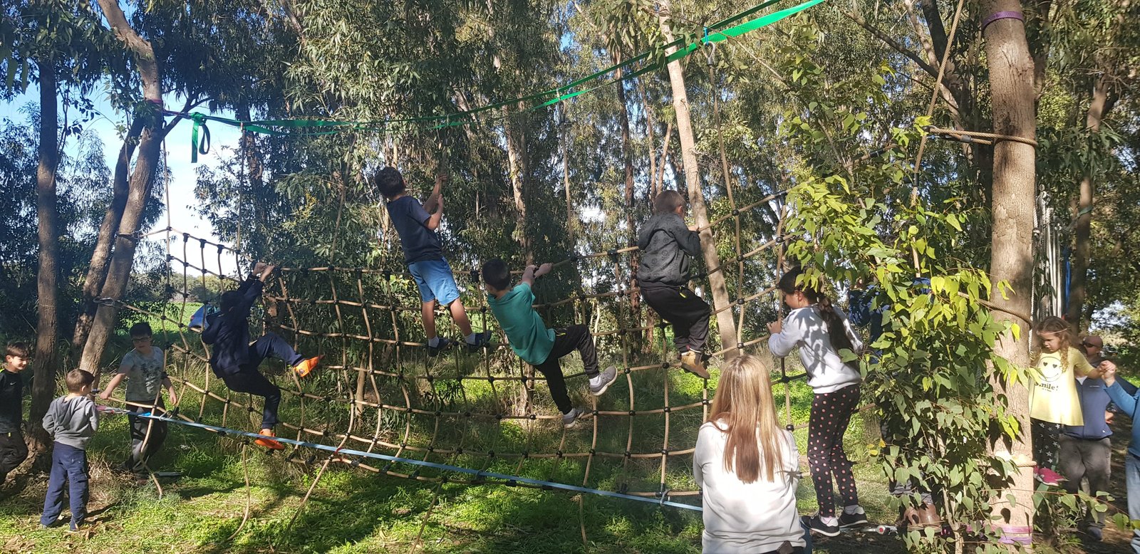 טיפוס חבלים בטבע