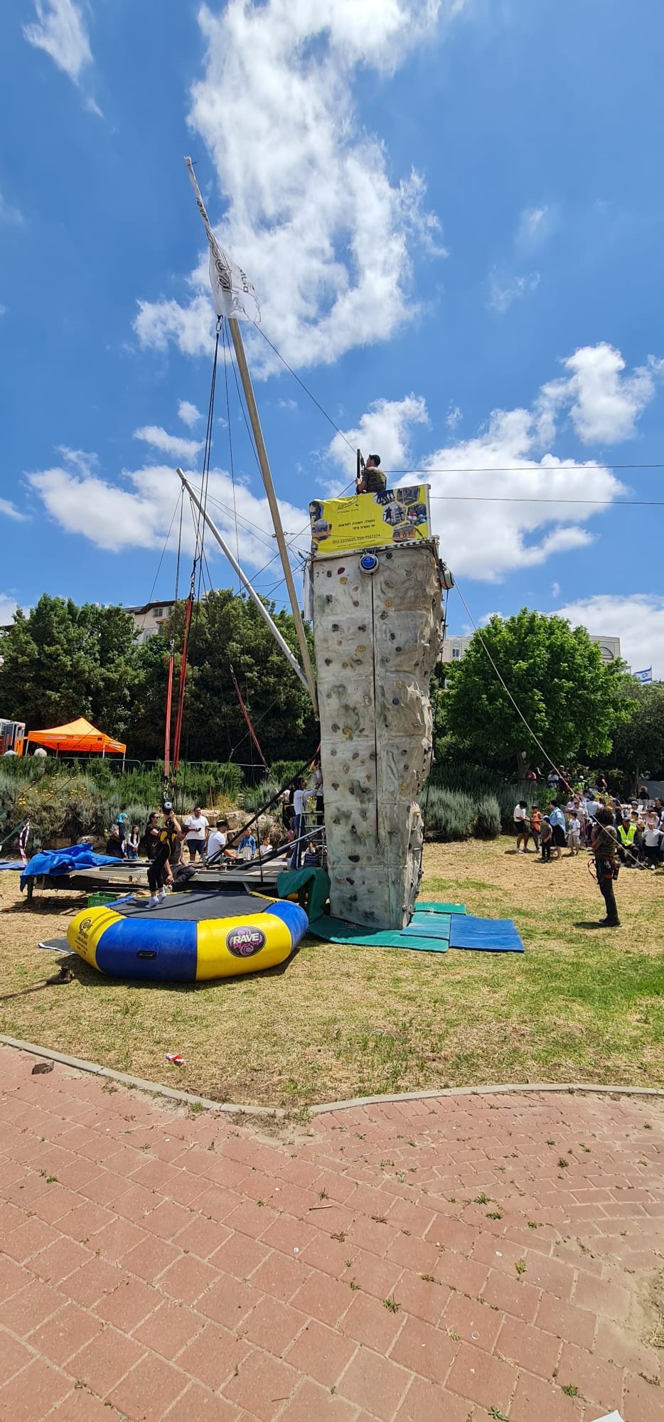 קיר טיפוס - תמונה 12