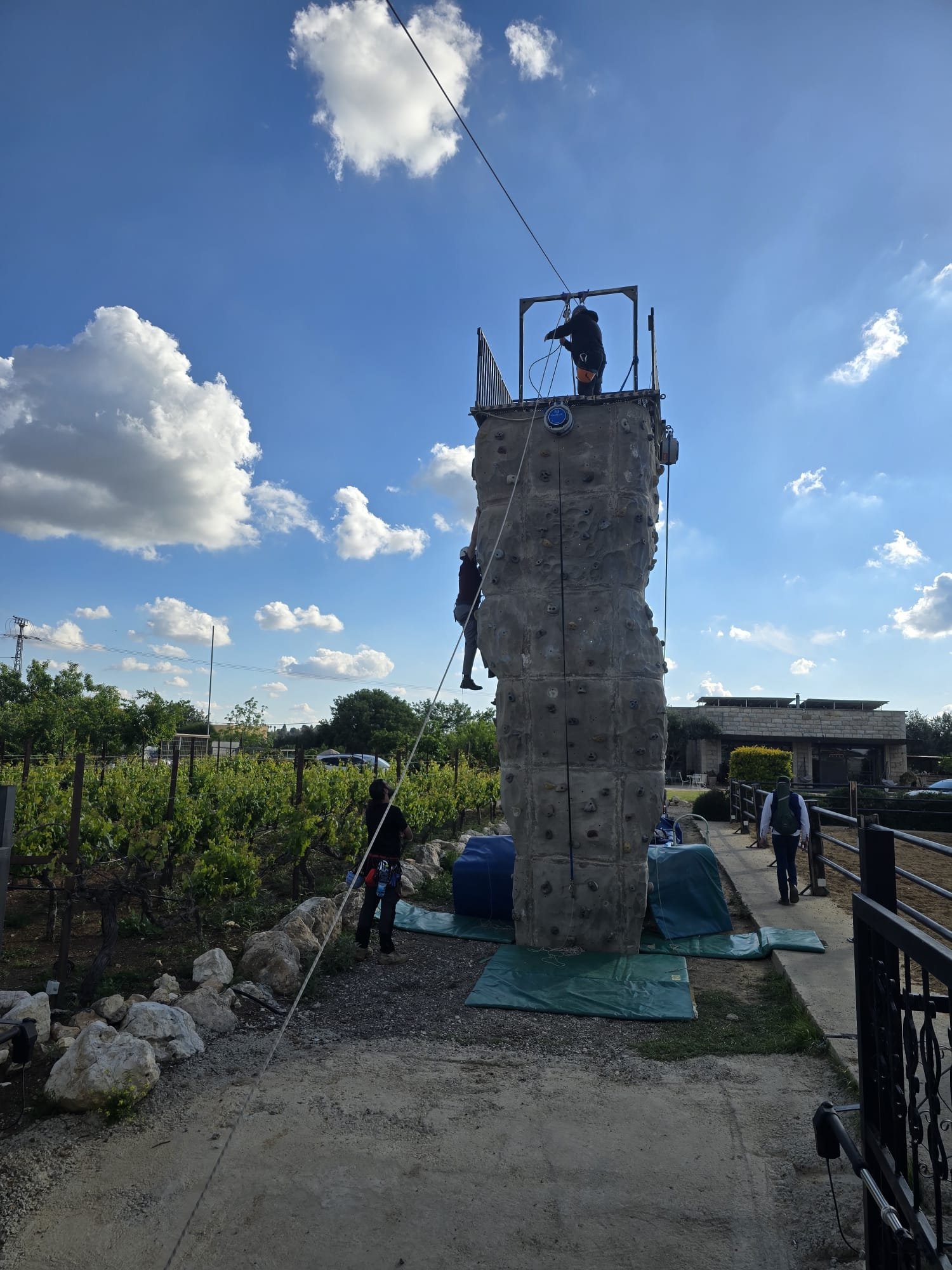 קיר טיפוס - תמונה 14